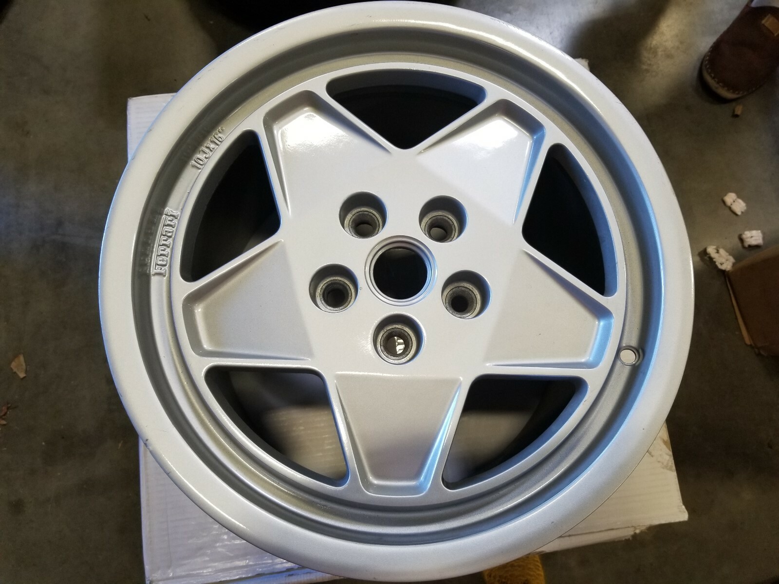 FERRARI TESTAROSSA OEM FACTORY GENUINE 1 (ONE) SINGLE REAR 10Jx16” WHEEL 139705