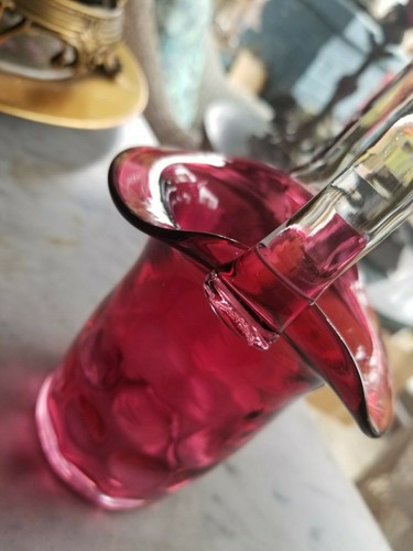 Cesta de sombrero de copa vintage de vidrio artístico de arándano con punto de moneda de 6" con mango transparente de 7,5" - Imagen 7 de 8