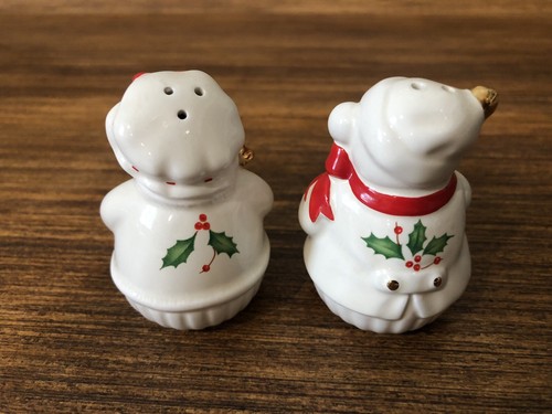 Juego de coctelera de sal y pimienta de oso de peluche Lenox Holiday en caja porcelana Navidad - Imagen 2 de 3
