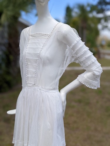 EDWARDIAN TEENS WHITE NET SUMMER DRESS W TIERED SKIRT & LACE EDGING - Picture 5 of 7
