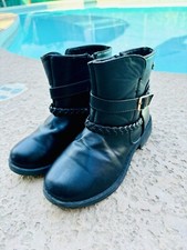 Girls Boots With Braided Straps Size 2