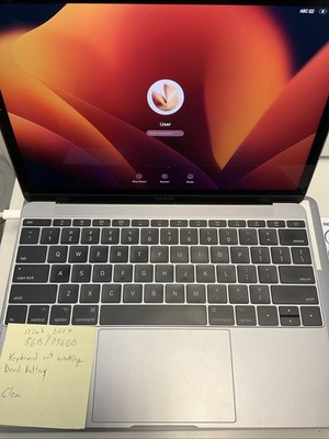 252）MacBook　12インチ 2017　/ｍ3/8GB/256GB Apple MacBook 12 in 2017 Space Gray/Intel Core M3 1.2 GHz, 256 GB