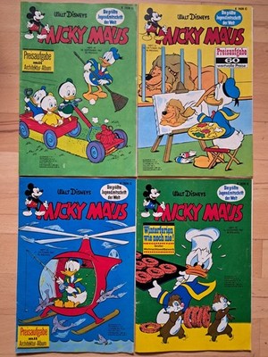 Mickey Mouse No.39, 41, 47, 50 from 1967 - Bundle of 4 Comic Books with Football Album
