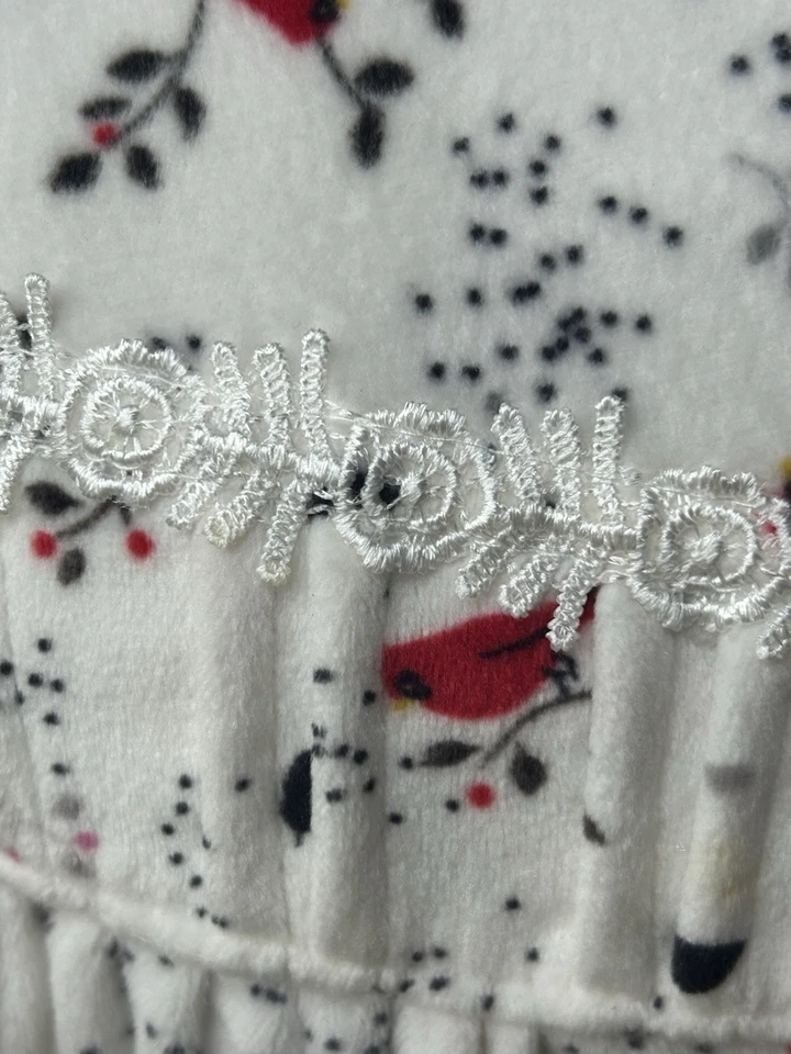 Secret Treasures Nightgown Size XL 16/18 Plush Velour Ivory Red Cardinals NWOT - Image 3 of 4