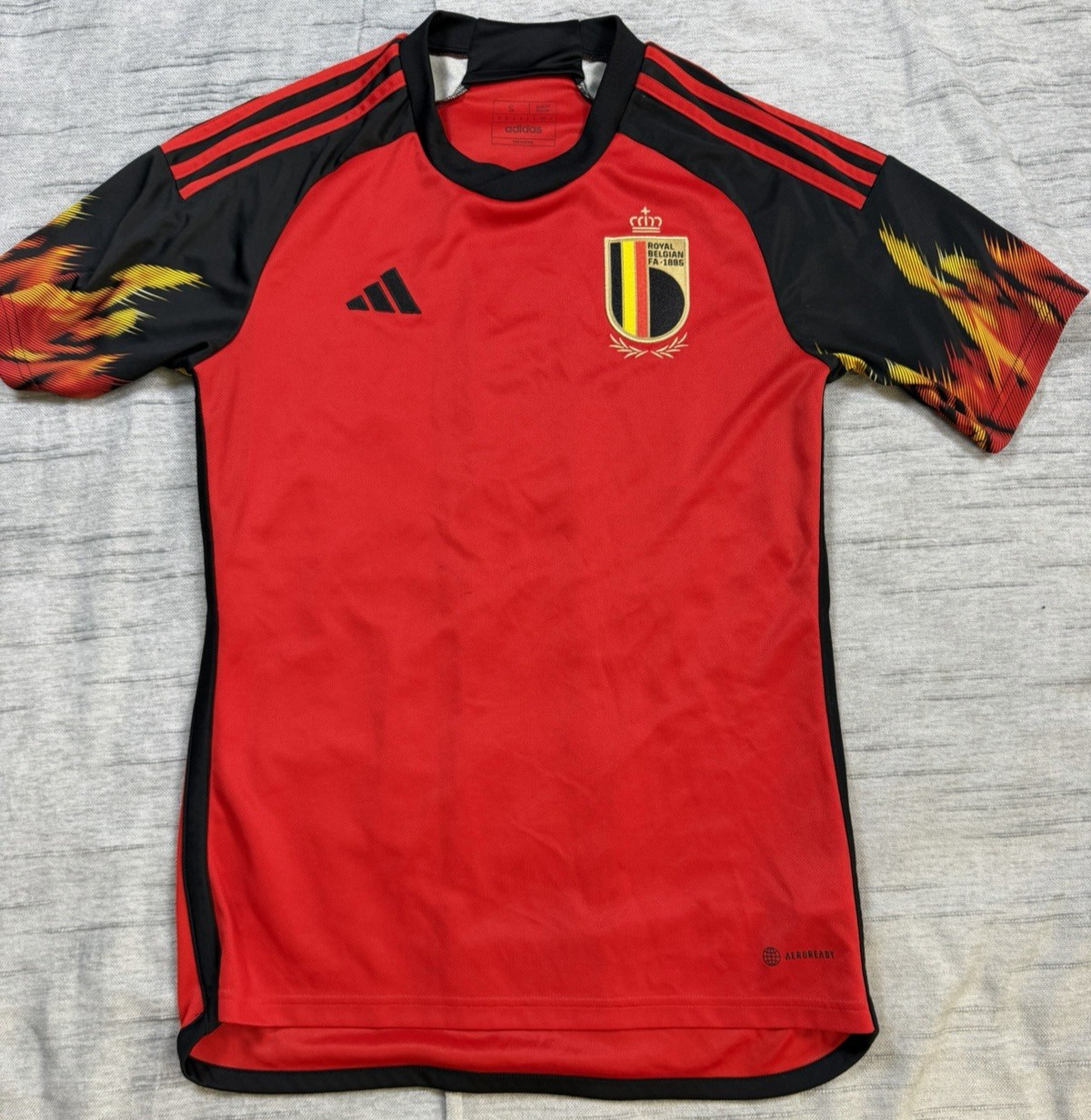 Adidas Belgium 2022 World Cup Home Jersey Men's Size SMALL Soccer Football