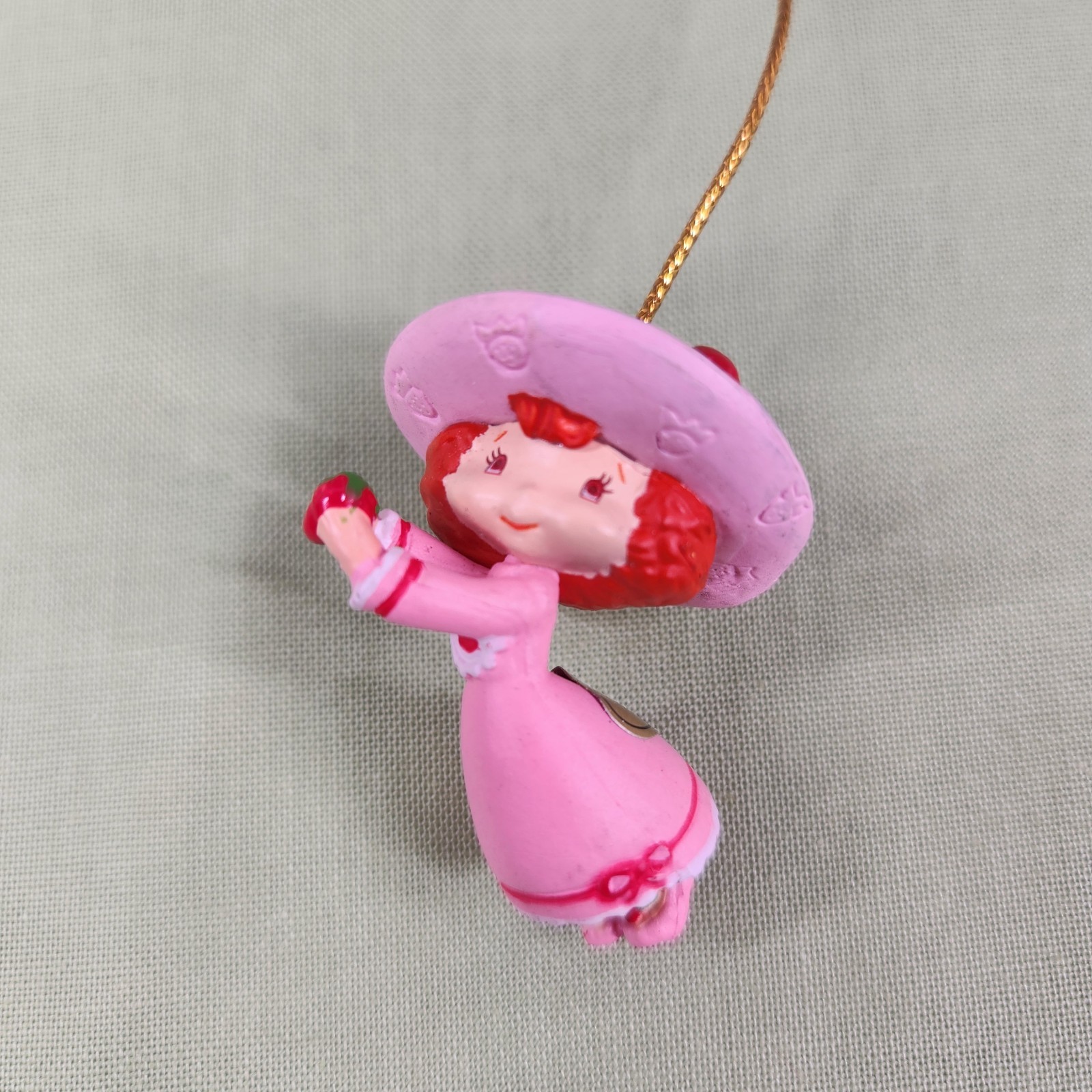 American Greetings Strawberry Shortcake Holiday Ornament 2004