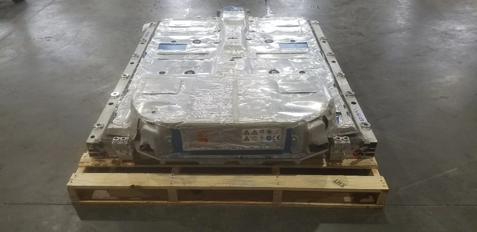 HIGH VOLTAGE Battery PACK 400V 100.5 KWH 2024 DODGE CHARGER SCAT PACK STAGE 2 EV Foto 3 de 4