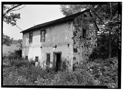 William & Rebecca Bones Springhouse, White Horse Road vicinity (Charlestown