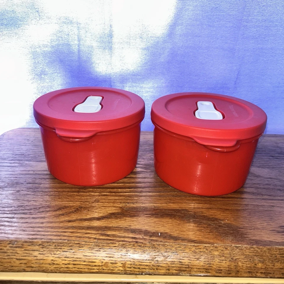 Tupperware Crystalwave Plus tazze da zuppa microonde riscaldabili rosse 16 oz set di 2 - Immagine 3 di 4