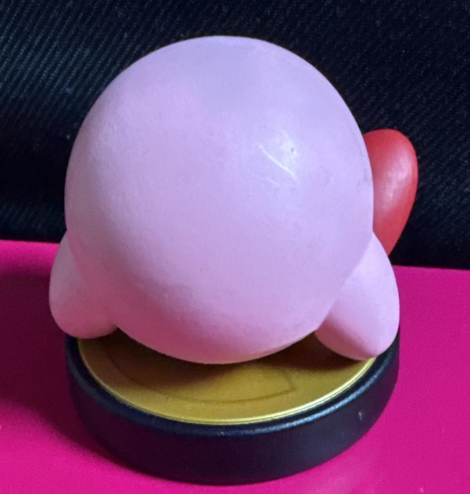 Figura Amiibo KIRBY - Rosa Super Smash Bros Suelta Foto 2 de 3