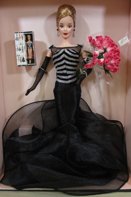 40th Anniversary Barbie Doll Hold 40 Roses Celebrates 40 Years of
