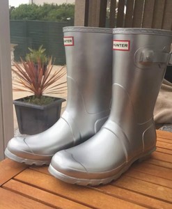 hunter mid calf boots