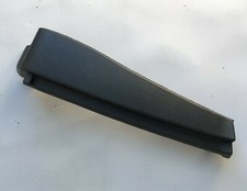 HG255/  VW Golf 3 - Halter Abdeckung Seitenteile Hutablage Rechts 1H6867762