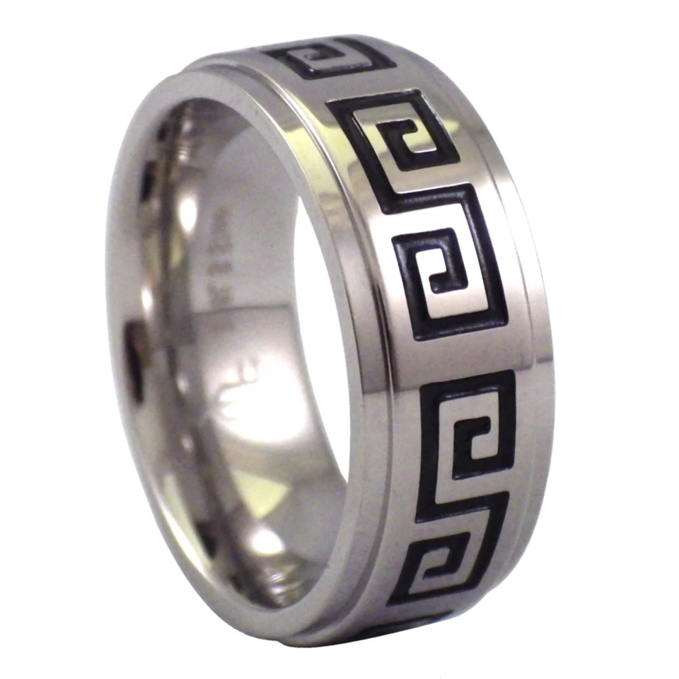 Anillo Meandros de acero inoxidable con llave griega para hombre tallas 8-13 Foto 3 de 4