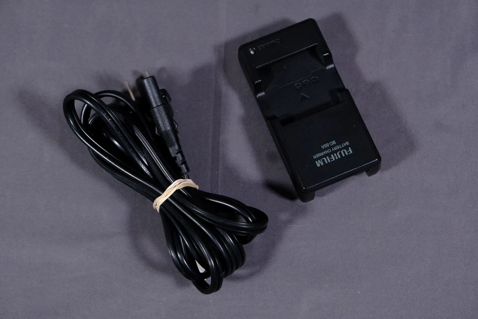 Cámara digital Fujifilm FinePix XP150 impermeable a prueba de golpes a prueba de congelación 14 MP Foto 2 de 4