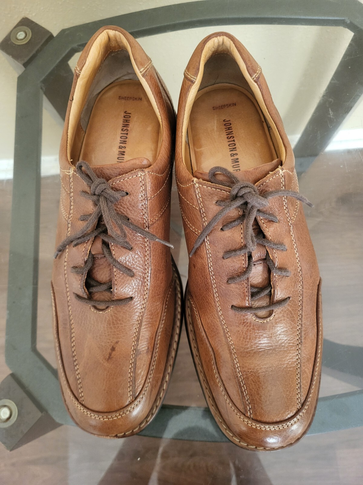 SAOLA Scarpe da uomo marroni in pelle Johnston & Murphy. taglia 10M le condizioni sono molto buone.