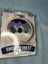 Make In A Weekend SNOWY FOREST EMBROIDERY PROJECT KIT W/HOOP 14 Piece Project