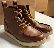 Cat and Jack kids boot size 2