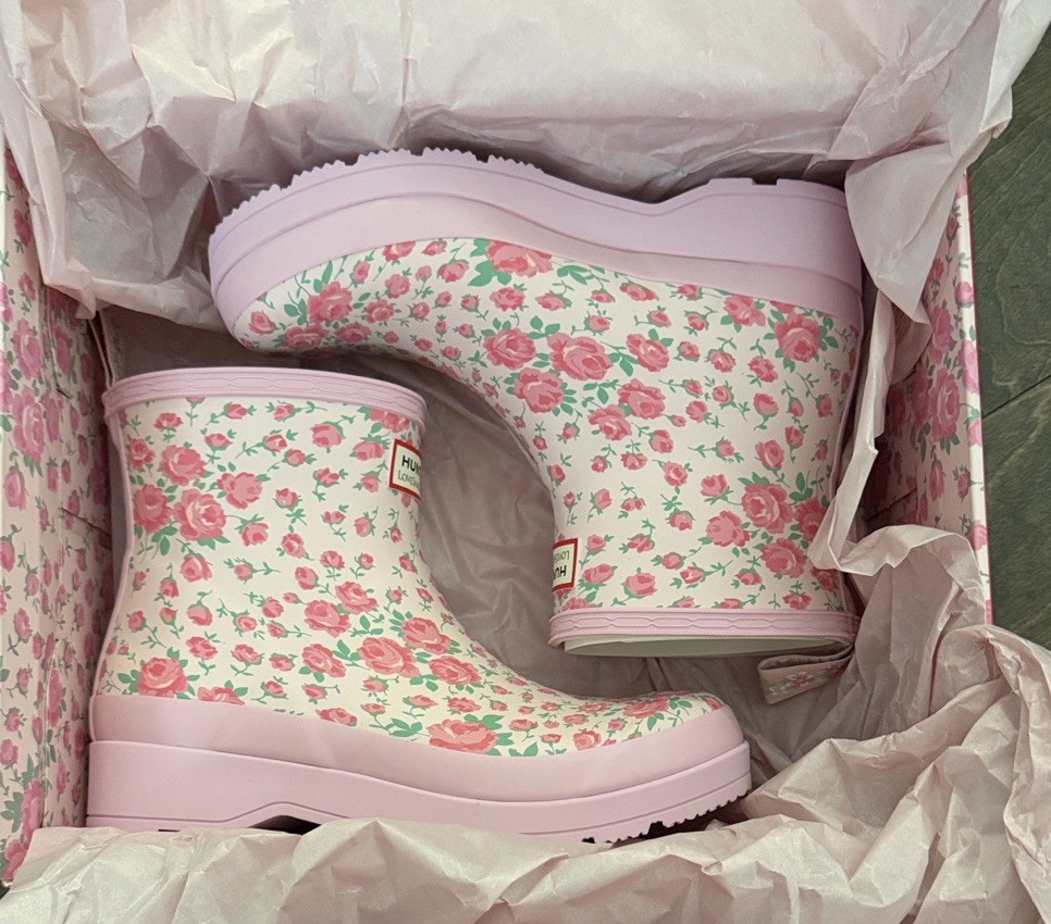Hunter x LoveShackFancy Women's Floral Waterproof Ankle Rain Boots