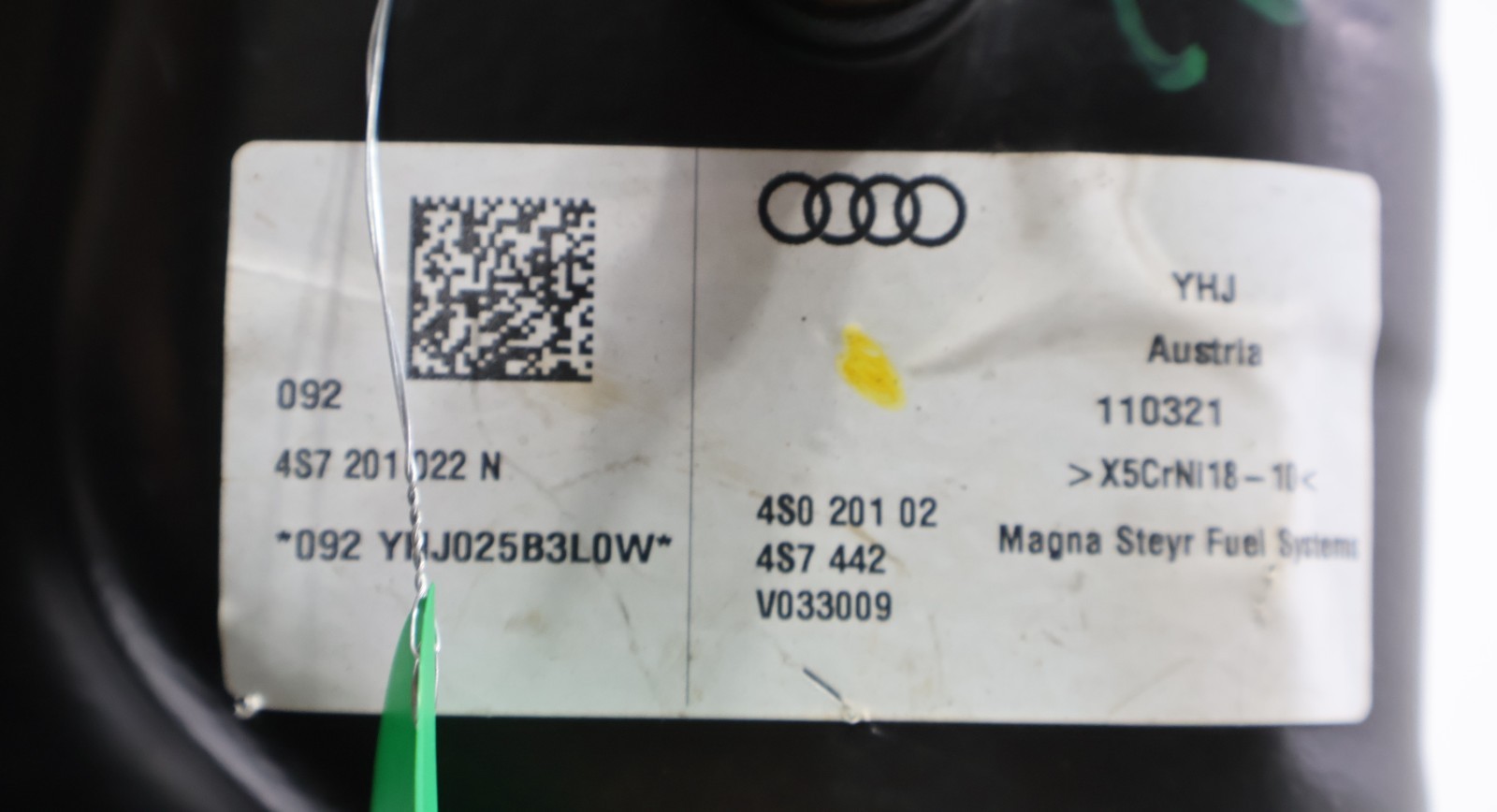Audi R8 2017-2023 REAR+RIGHT Fuel tank P/N 14781