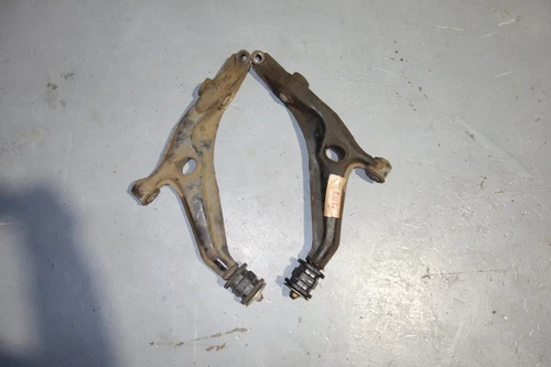 JDM 1996-2000 HONDA DOMANI OEM GENUINE FRONT LOWER CONTROL ARM MB3 MB4 PAIR