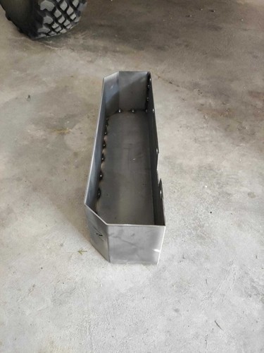 TASCA PORTAOGGETTI POSTERIORE per Suzuki samurai / sj GREZZA DA VERNICIARE - Foto 12 di 12