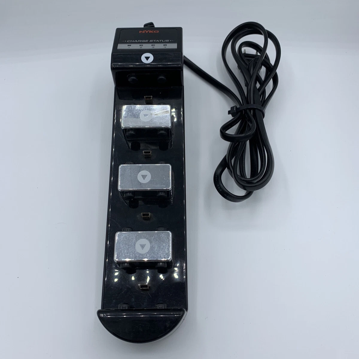 Nyko 4 Controller Charge Base For PS3 83017 H17 Charging Station
