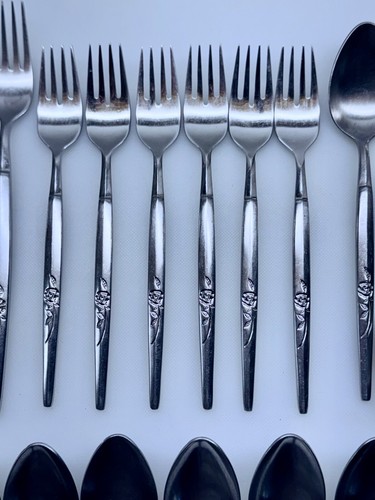 SILVERWARE ~ AMC ~ MCM ~ MADRID GARDEN ROSE ~ 34pc Lot ~ COMPLETE 4pc Place Set+ - Picture 7 of 10