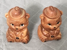 Vintage Artmark Salt & Pepper Shakers Bear Hat Tie Brown Ceramic Japan 3.5"