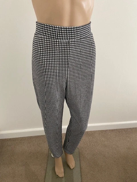 Tight gingham shop pants