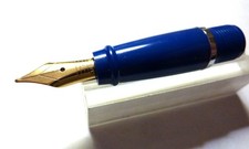 AURORA , GRUPPO  pennino  STYLE / IDEA.  Dorato , punta Media/Fine . NUOVO.