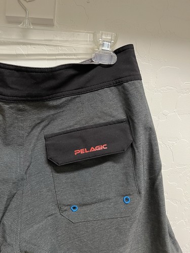 Pelagic The Wedge Limited Fishing Surfing Board Shorts Men Size 32 Gray Red Blue - Picture 8 of 12