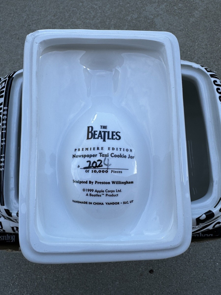 THE BEATLES クッキージャー タクシー The Beatles Newspaper Taxi Cookie Jar with Original Box