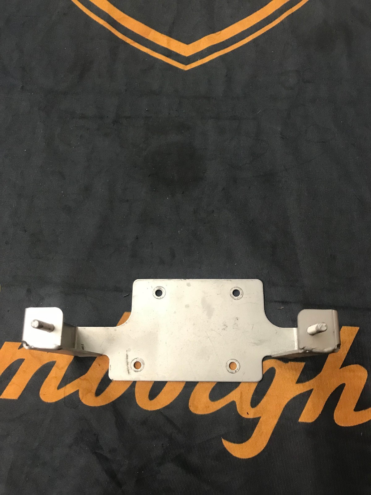 LAMBORGHINI GALLARDO INTERIOR CENTER CONSOLE HOLDER BRACKET OEM 400907298