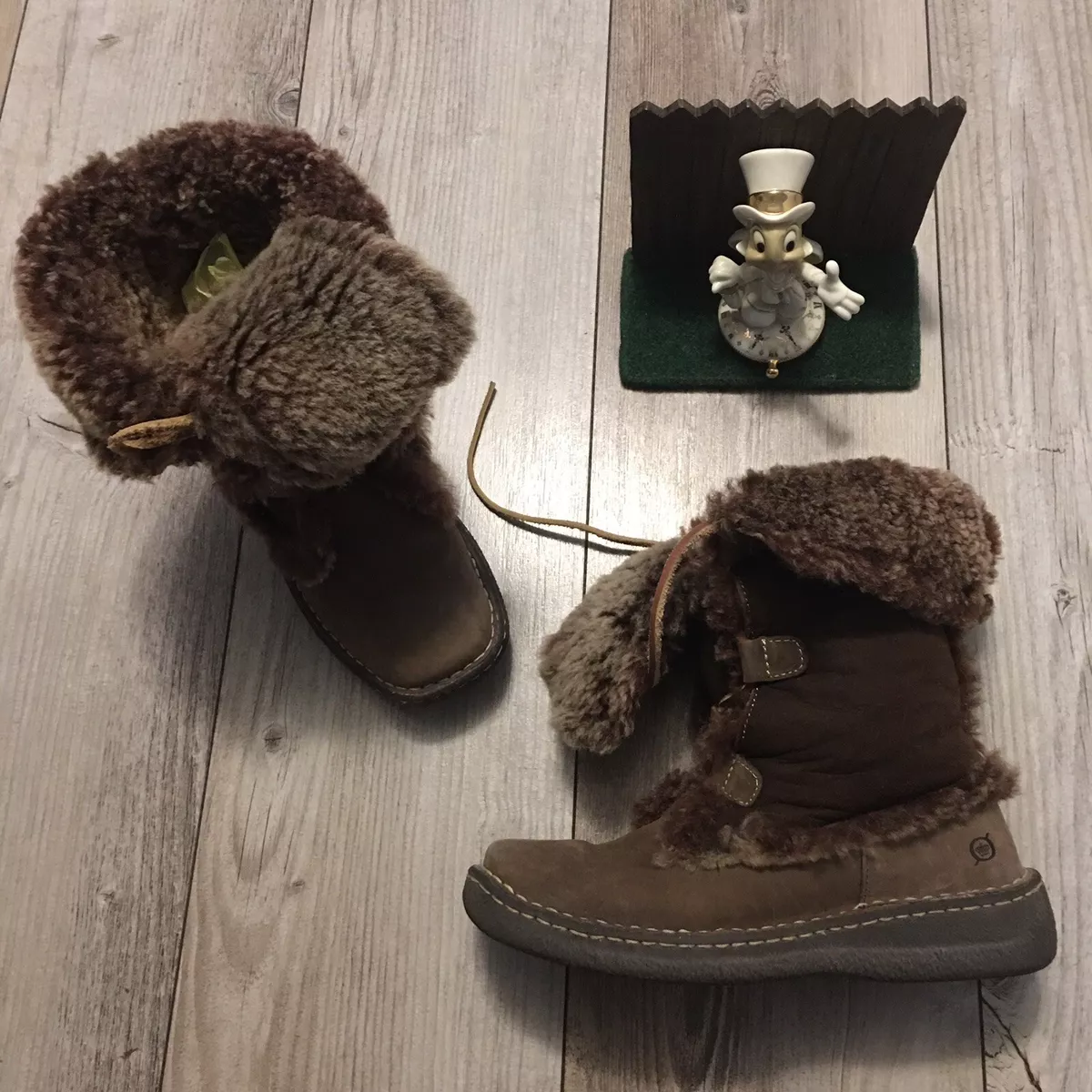Born fur sales lined boots