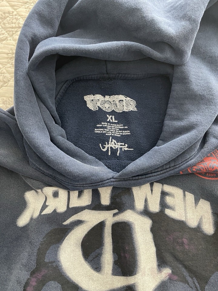 Travis Scott Utopia MetLife Exclusive Hoodie XL eBay