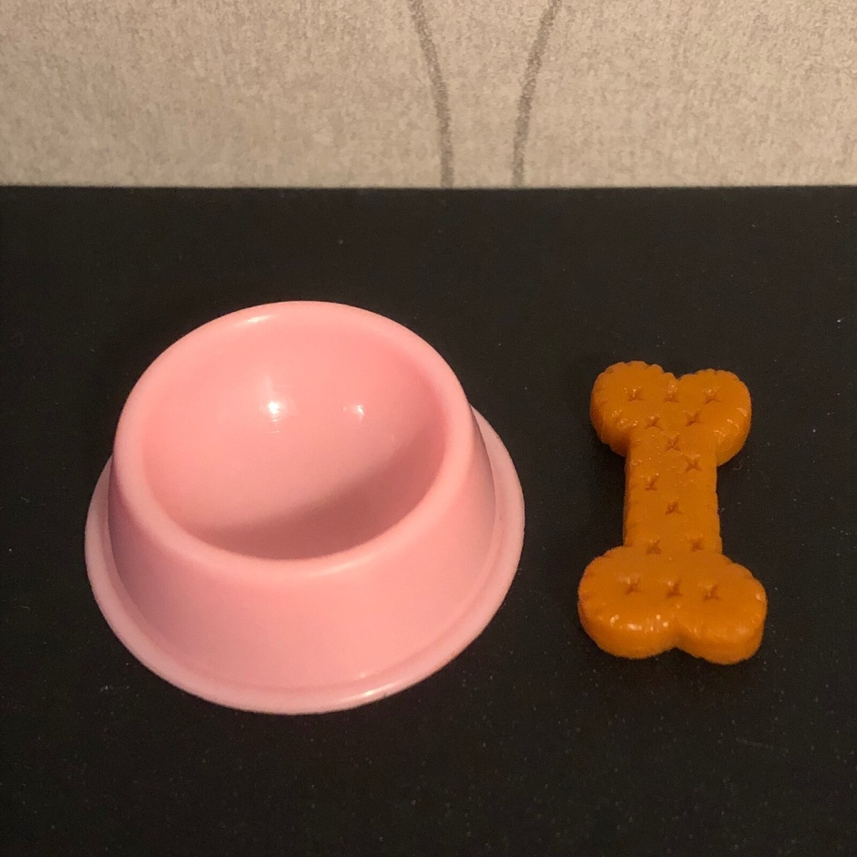 Authentic Littlest Pet Shop #738 Brown white boxer puppy dog