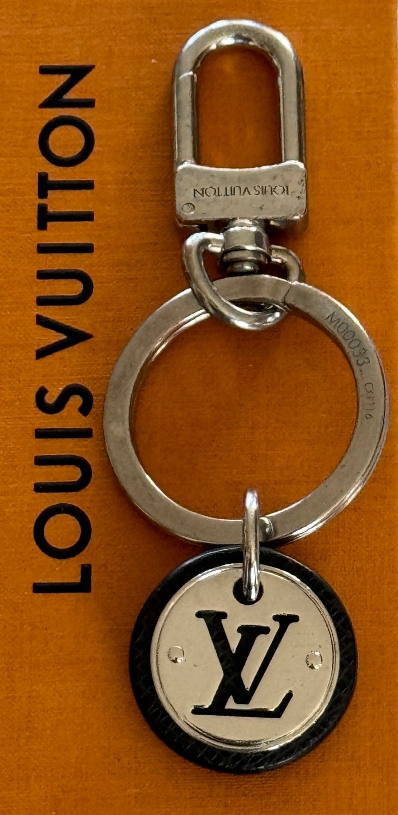 Louis Vuitton LV  Disk Circle Key Holder and Bag Charm Keyring Black