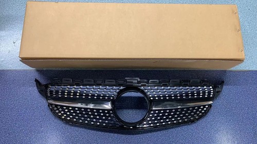 Kühlergrill Frontgrill Diamant Passend für Benz W205 C205 2015–2018 Schwarz - Bild 14 von 17