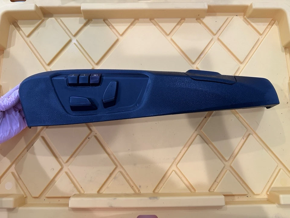 2012-2016 BMW 320I LH Left Driver Front Seat Switch With Tim 7243555 OEM - Imagem 4 de 4