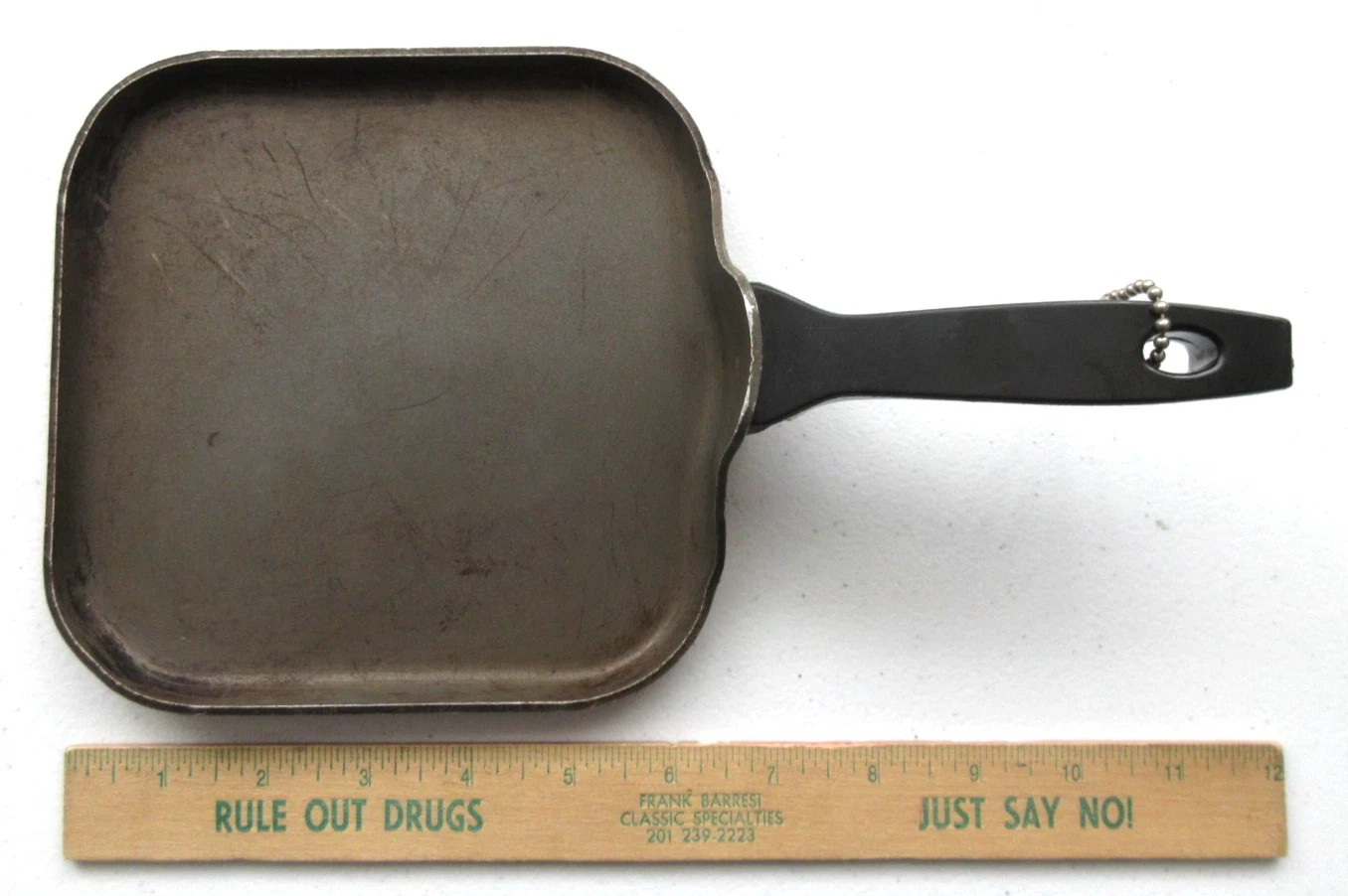 🔥VINTAGE FOLEY 6 1/2" SQUARE GRIDDLE PAN (MANITOWOC, WI 54220)