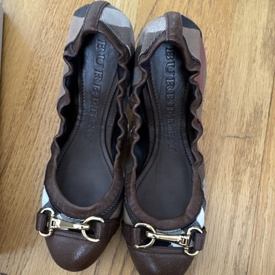 Burberry Heritage Housecheck Ballet Flats Dark Tan US 8 Cap Toe Gold Hardware