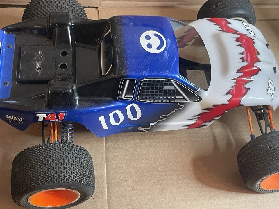 team associated rc10 t4 - Image 4 of 4
