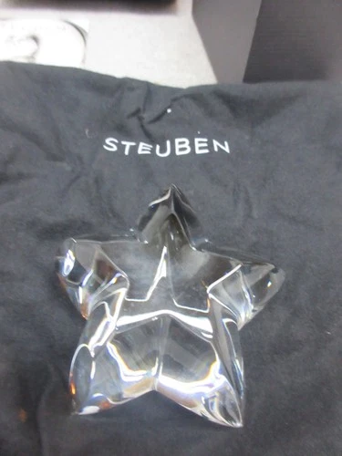 STEUBEN STAR 3.25" wide x 1.75" tall CRYSTAL PAPERWEIGHT Perfect Mint-In-Box Bag