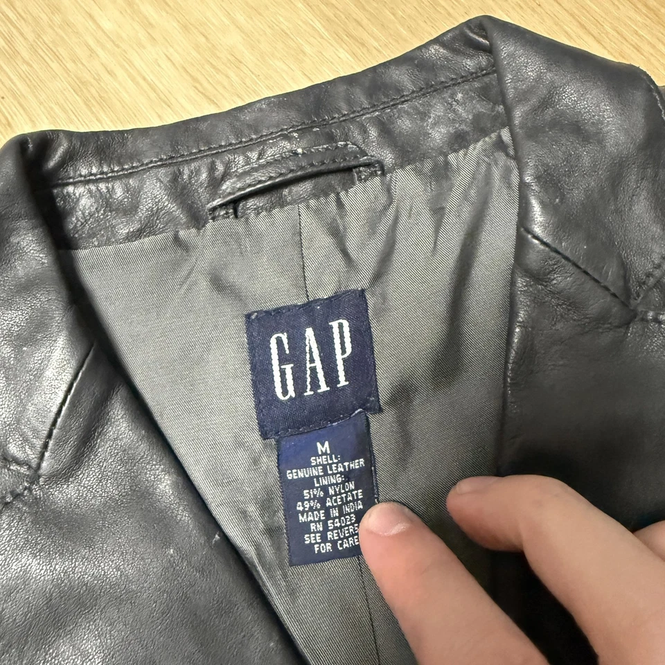 Chaqueta Blazer GAP de Cuero para Mujer Mediana Negra Cuero Genuino Botón Forrada Frontal Foto 2 de 4