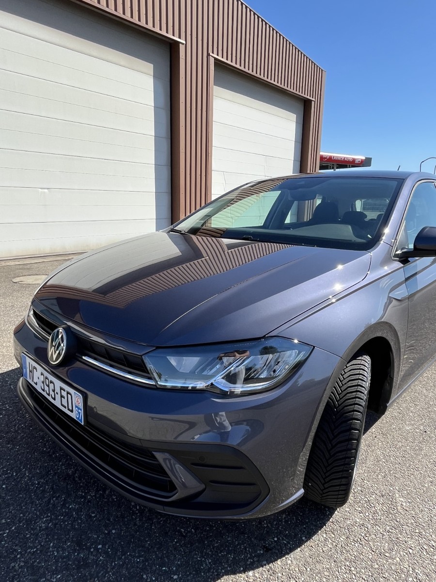 Vends WOLSKWAGEN POLO ESSENCE 1.0l-80ch ( 4cv ) Année 2025 