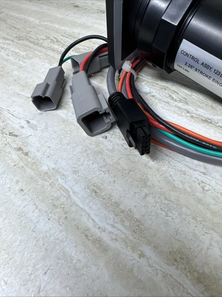 15170-001 para Lenco Kit de interruptor de lengüeta de ajuste eléctrico LED L28 Open Bo Foto 3 de 4