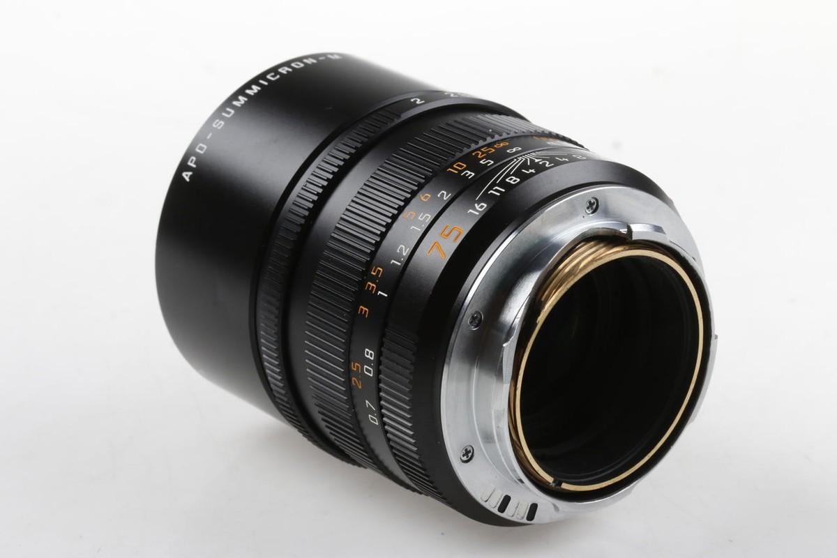 LEICA APO-Summicron-M 75mm f/2,0 ASPH. 6-Bit / 11637 - SNr