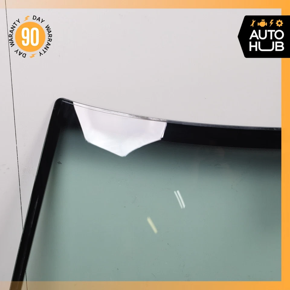 97-02 Mercedes R129 SL500 SL320 Front Window Windshield Glass 1296700901 Sekurit - Image 2 of 4
