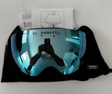 Oakley Flight Deck - M - Matte Black/Prizm Saphire Iridum